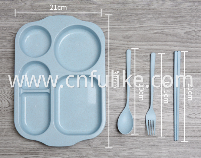 Plastic Dinnerware Set